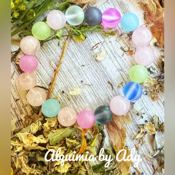 PASTEL PINK QUARTZ AND SEA GLASS BRACELET - Picture 1 of 1